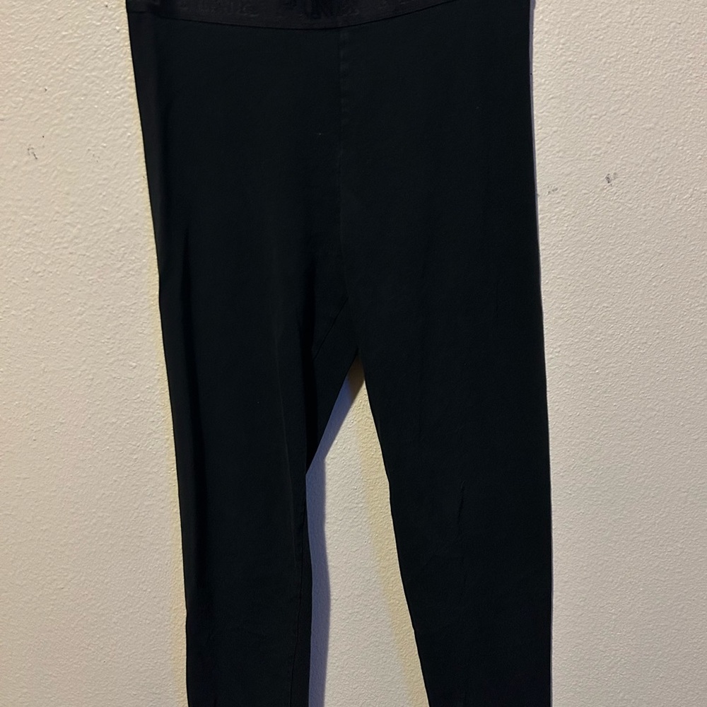 I am selling these 3 leggings all together, they are in good condition.